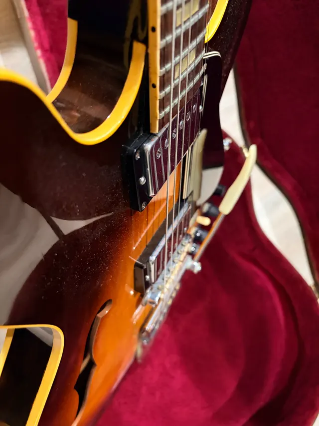1968 Gibson ES-335, photo 2