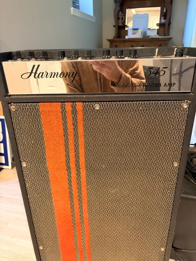 Harmony H545, photo 2