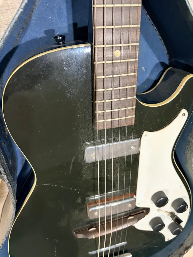 Silvertone Stratotone H1420, photo 2