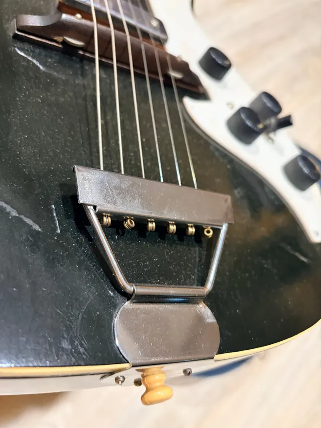 Silvertone Stratotone H1420, photo 6